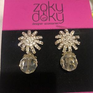 Vintage Starburst with Cut Crystal Round Drop, NWT